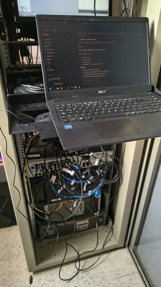 Revisión de rack de comunicaciones